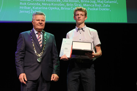 ZLATE PETICE 96 FOTO LJUBO VUKELIČ